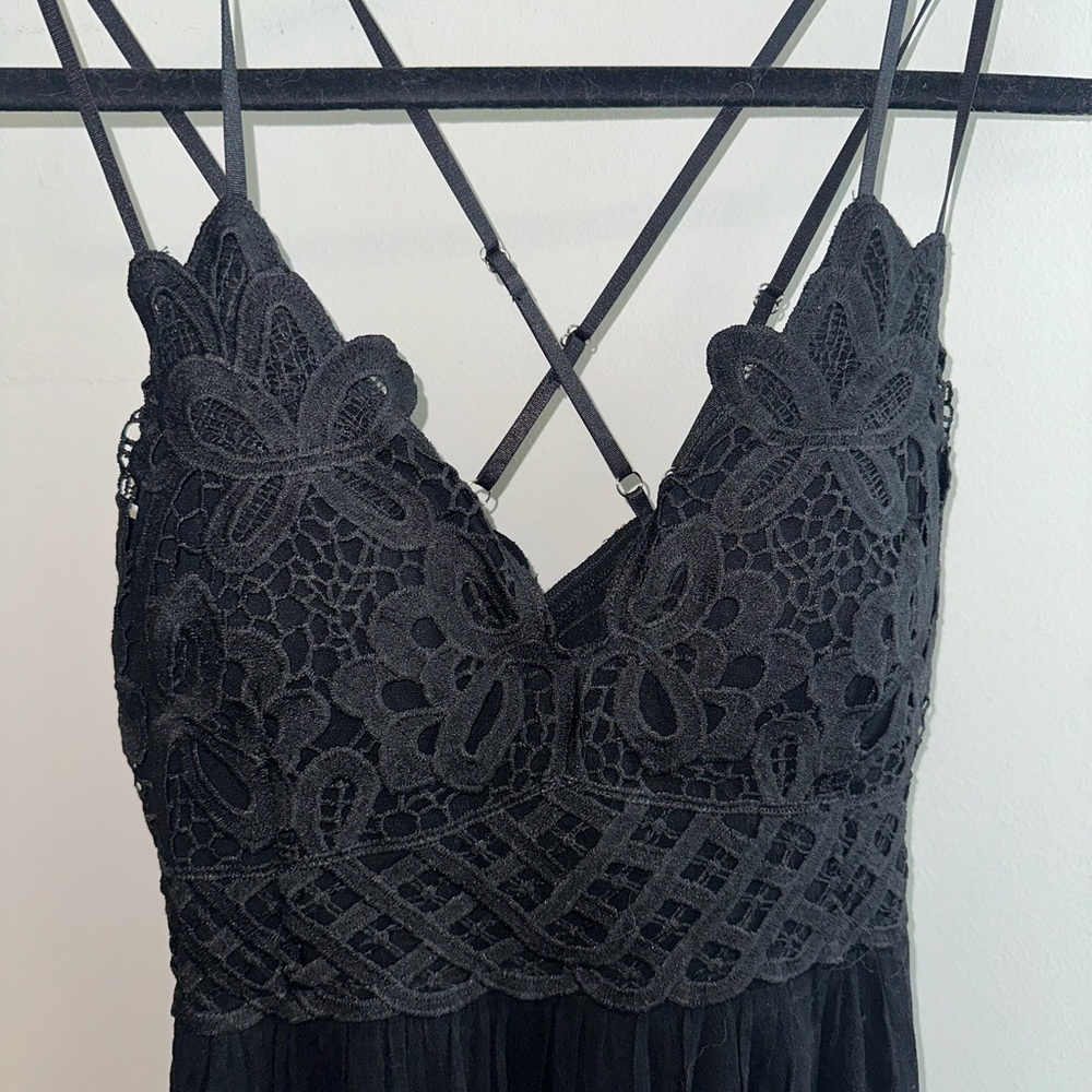 Elegant Black Lace Dress